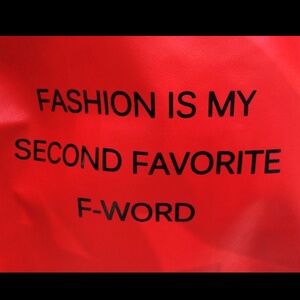 Meet your Posher, Antonia